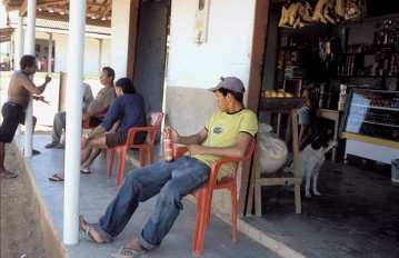 Brasilien, Pará, Carajás-RegionBarrio Palmares II, Stadt ParauapebasArbeitslose Männer
