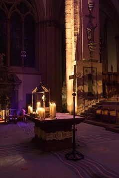 Young Mission-Gottesdienst am Samstagabend im Paderborner Dom