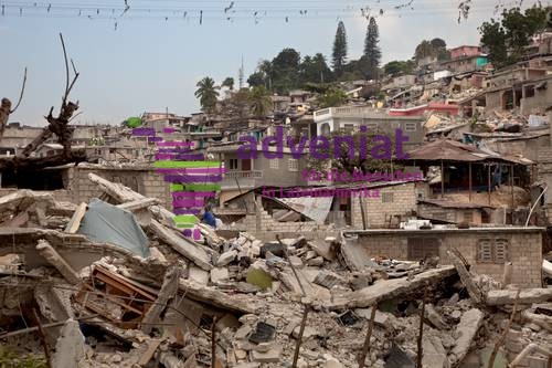 ADV_9834 Nie wieder Port-au-Prince. Erdbebenflüchtlinge in Haiti