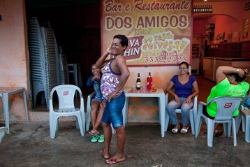 Prostituierte im Hafenviertel von Vitória