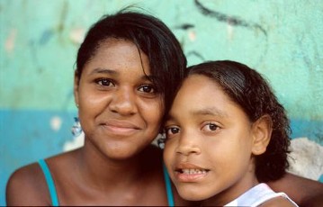 Brasilien, Salvador da Bahia
Pfarrei Santa Monica, Pastoralprojekt
Mädchen aus Kinderheim "Casa do menor"